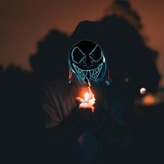 Děsivá LED světelná maska