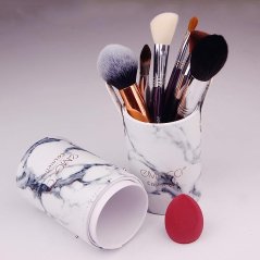 Organizér na make-up
